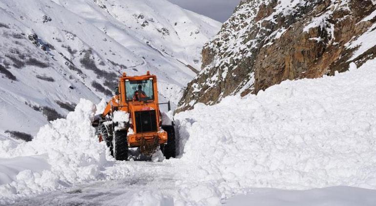 Son dakika... Meteoroloji tek tek uyardı Kar, sis, fırtına alarmı