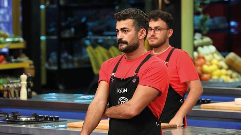 Masterchefte 13. haftanın birinci ve ikinci eleme adayı belli oldu Sinirden tezgahı tekmeledi