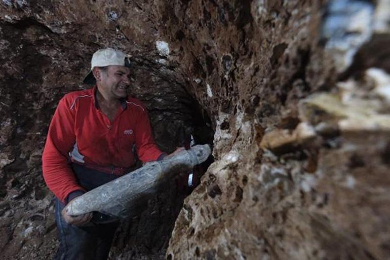 Eskişehirde yerin 65 metre altında kazarak ilerliyorlar: Dünyada bilinen büyük rezerv burada