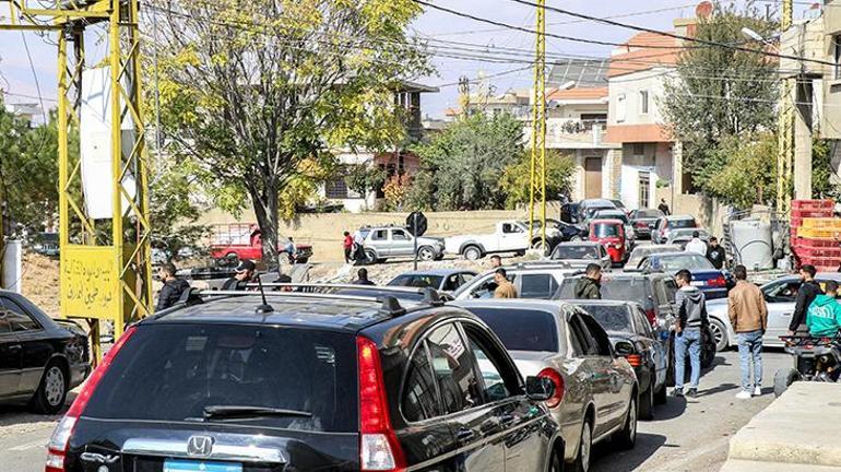 İsrailin saldırı tehdidinin ardından Baalbek halkı kenti terk ediyor