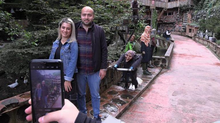 Almanyadan Türkiyeye gelip satın aldı: Önce korktuk sonra fotoğraf çektirdik