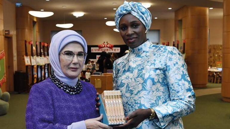 Emine Erdoğan, Senegal Cumhurbaşkanının eşi Marie Khone Fay ile görüştü