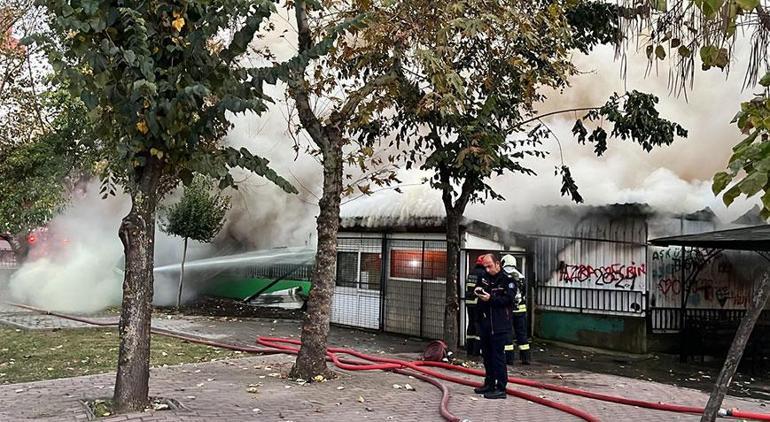 Kocaelide palet fabrikasında korkutan yangın