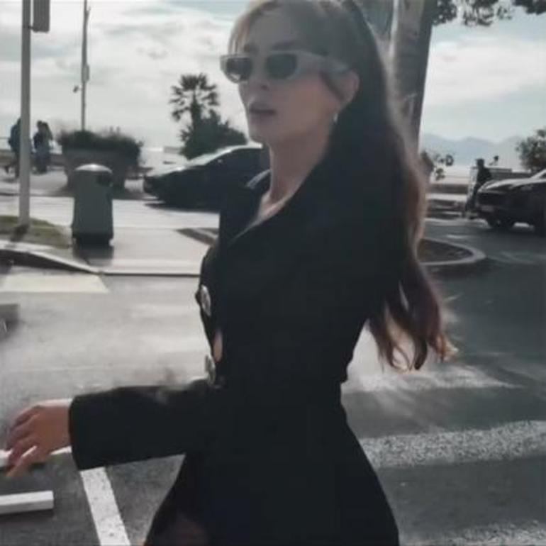 Ebru Şahinden Cannes paylaşımları Kombini dikkatleri çekti