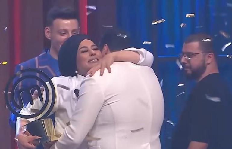 Masterchefin son şampiyonu Esra favori ismini açıkladı Onların yeri ayrı