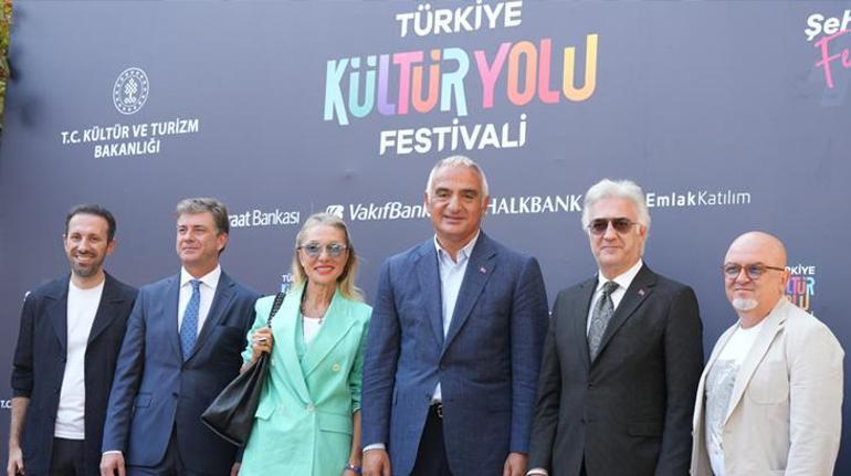 Kültür Yolu Festivalinde Bakan Ersoyu en çok şaşırtan iki şehir 9 günde 3 aylık ciro