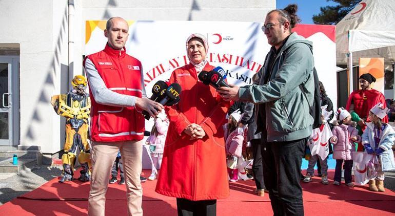 Kızılay Sokağı’nı 20 bin çocuk ziyaret etti ‘Nesiller değişir, hilale adanmış yürekler değişmez’