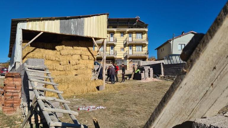 Köyde korkunç sır 18 gün sonra samanlıkta bulundu, 12 saat önce öldüğü ortaya çıktı