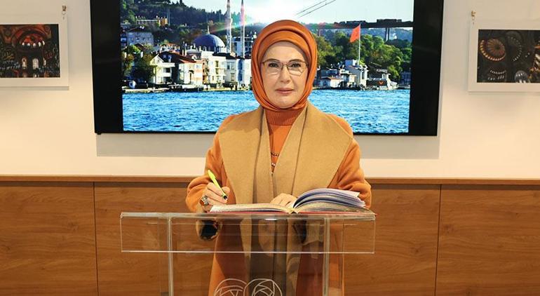 Emine Erdoğan, Budapeştede kitap tanıtımına katıldı