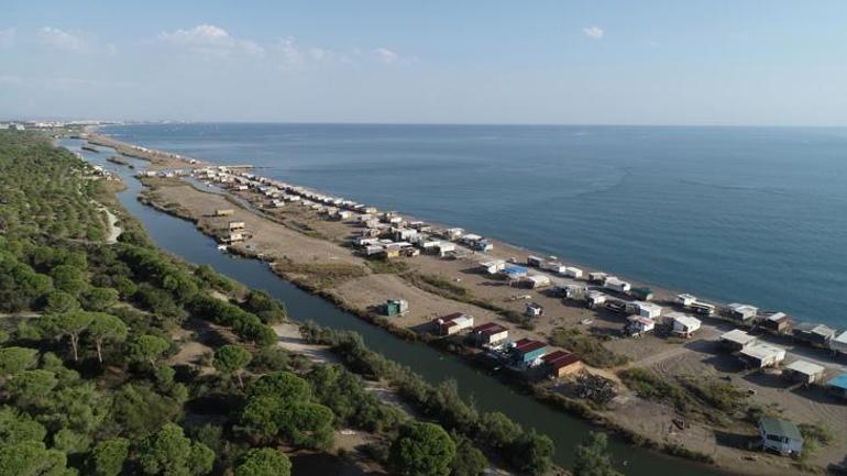 Antalyada denize sıfır bedava tatil için son günler Çardak Kent yıkılıyor