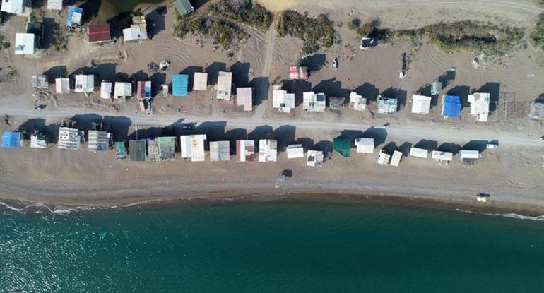 Antalyada denize sıfır bedava tatil için son günler Çardak Kent yıkılıyor