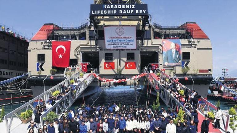 “Kadınların eğitimi birinci önceliğimiz”