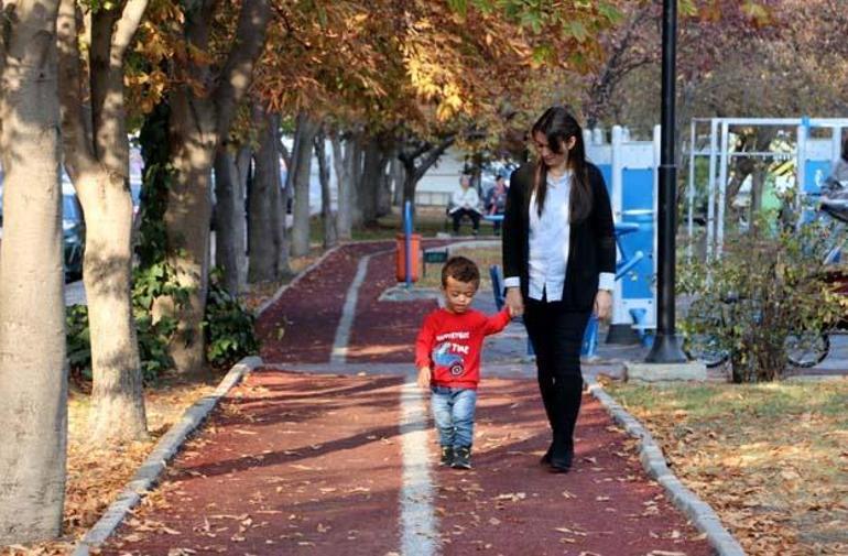 SKG ilacı karşıladı 5 yaşındaki Selimin boyu 11 ayda 8 santim uzadı