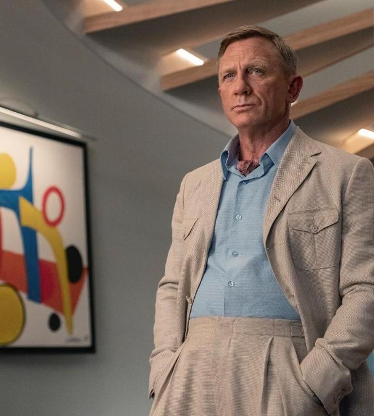 Dünyaca ünlü yıldızdan anlamlı hareket Daniel Craig rekor bağışla gönülleri fethetti