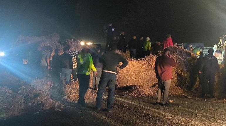 Malatyada korkunç kaza Kazaya müdahale eden polisler TIRın altında kaldı