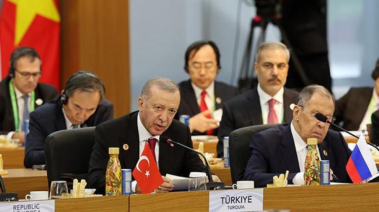 Cumhurbaşkanı Erdoğan, G20 Zirvesinde Açlık ve Yoksullukla Mücadele Oturumuna katıldı