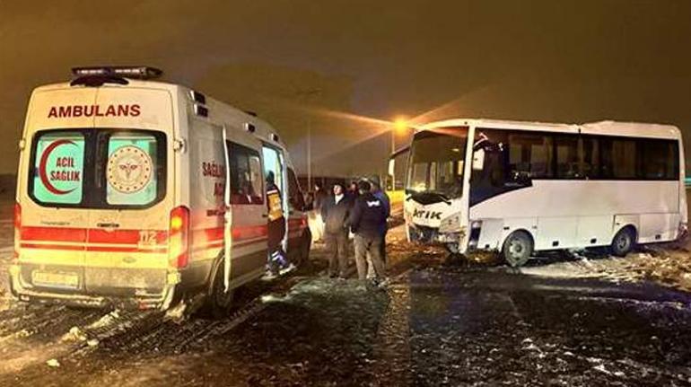 Kayseride feci kaza Yolcu otobüsü ve işçi servisi çarpıştı: Yaralılar var