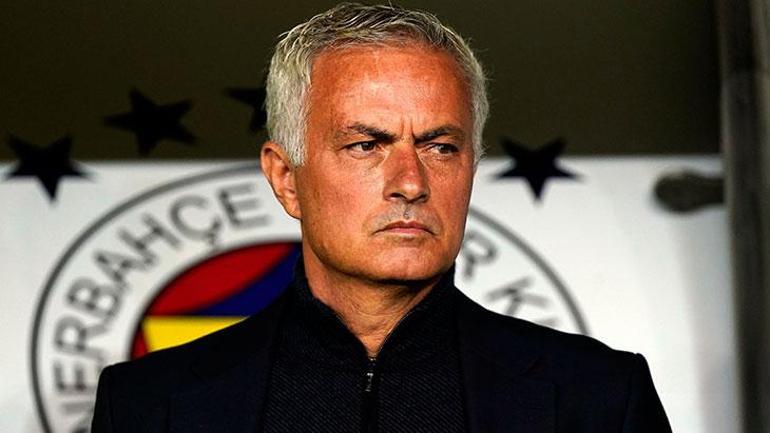 Fenerbahçenin eski golcüsü Valenciadan Galatasaray itirafı Mourinho için çarpıcı benzetme