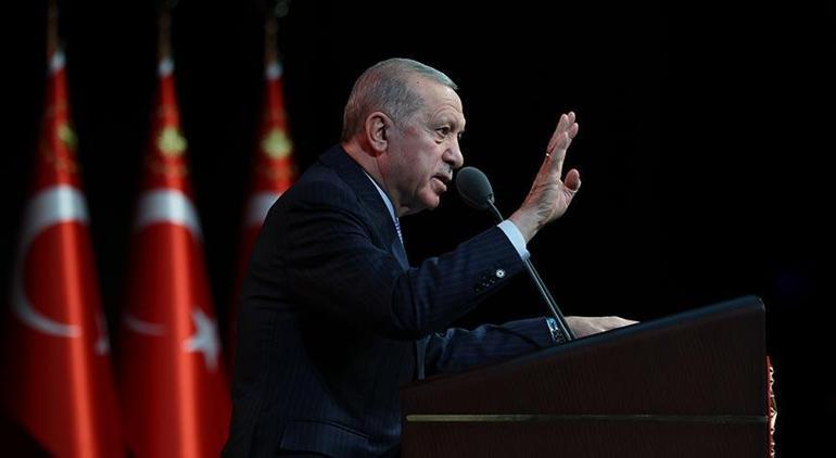 Cumhurbaşkanı Erdoğan: Yurt dışına kaçırılan 12 bin tarihi eseri milletimizle buluşturduk