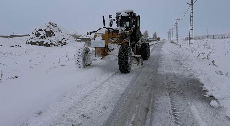 Bir kent tamamen dondu Araçlarını gören şoke oldu, sıcaklık eksi 17yi gösterdi