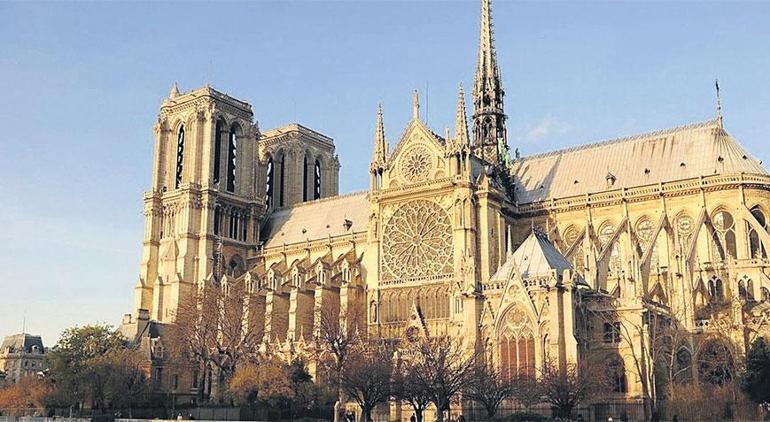 Notre Dame Katedrali
