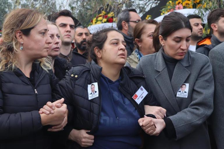 Şehit Mehmet Tozun son yolculuğuna uğurlandı Babaya son bakış