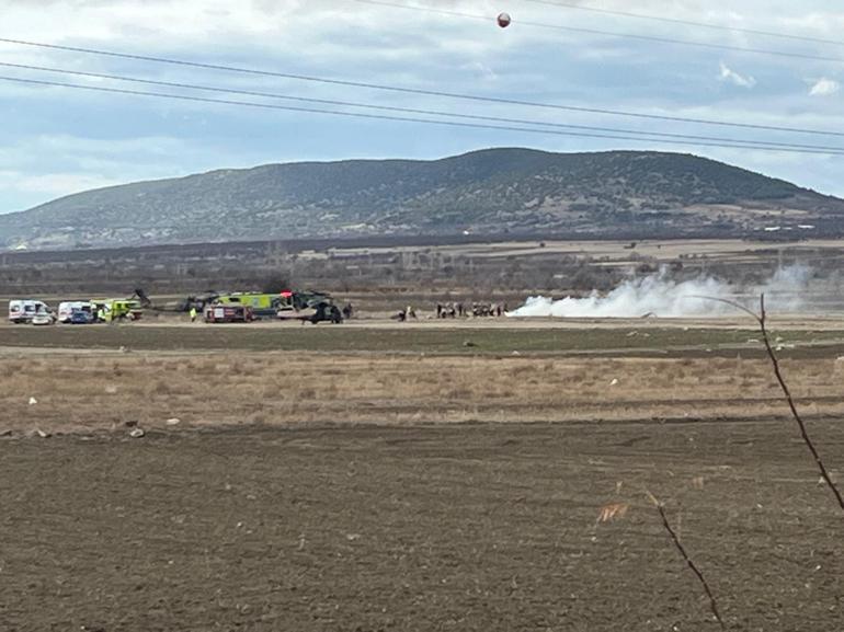 Son dakika Ispartada askeri helikopter düştü: 6 şehit