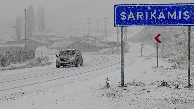 Son dakika... Bir kentte yoğun kar yağışı başladı Balkanlardan gelen soğuk hava Türkiyede