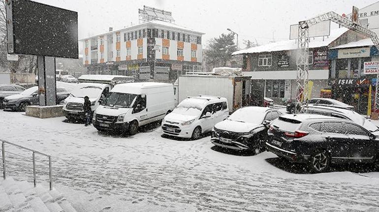 Son dakika... Bir kentte yoğun kar yağışı başladı Balkanlardan gelen soğuk hava Türkiyede