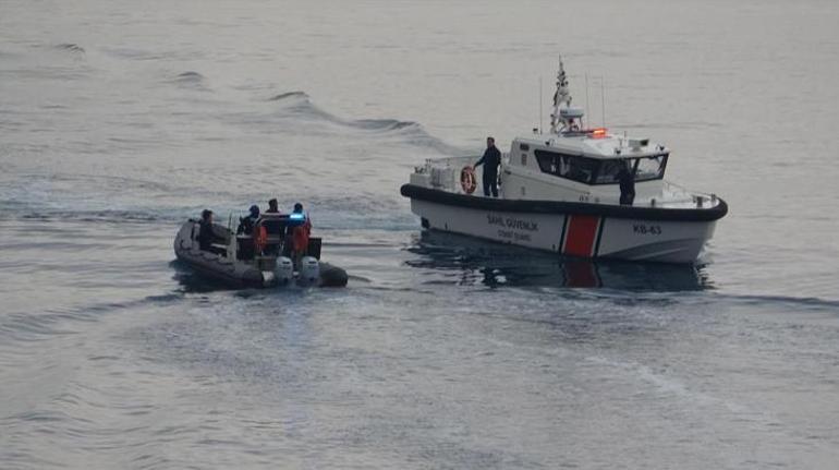 Tüpsüz suya daldı yarım saat çıkmayınca polis alarma geçti Dipte tüp buldu diye şaka bile yaptık