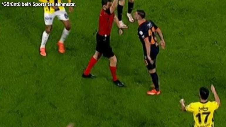 Fenerbahçe - Başakşehir maçındaki kırmızı kart kararı doğru mu Hakeme sert çıktı: İki kere kabahat