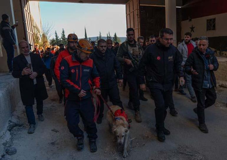 AFAD ekipleri Esadın işkence hapishanesinde aramaları genişletti