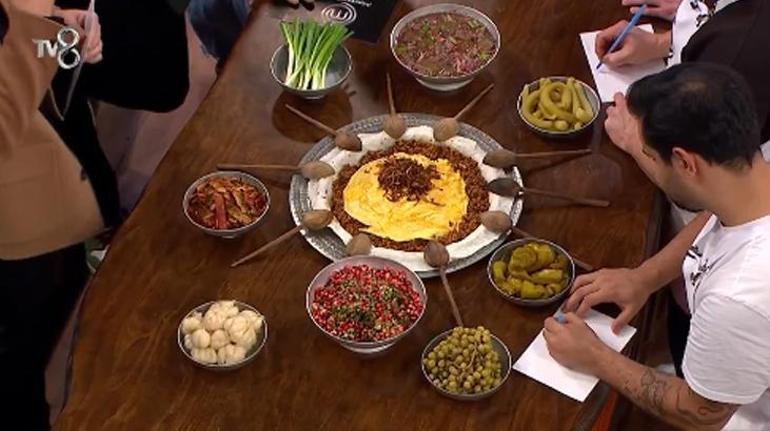 Masterchefte ilk ceket sahibini buldu Ömür Akkor duyurdu: Gastronomi tarihi yeniden yazılıyor