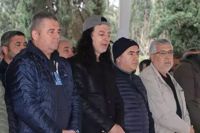 Murat Kekilli’nin acı günü Annesini gözyaşlarıyla son yolculuğuna uğurladı