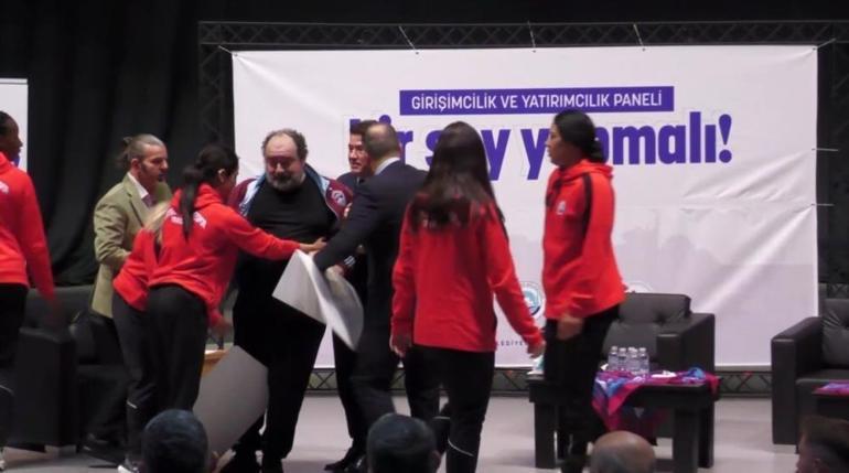 İş insanı Nevzat Aydın katıldığı bir panelde fenalaştı