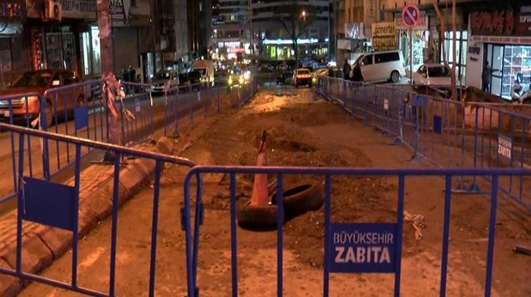 Güngörende geçtiğimiz ay çöken yol yeniden çöktü İş yerini su bastı