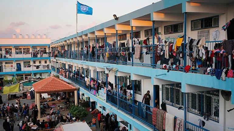 BM: İsrailin Gazzeye saldırılarında şu ana kadar 258 UNRWA personeli öldü