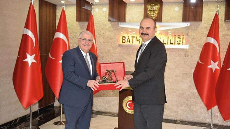 Milli Savunma Bakanı Yaşar Güler, Batman Valiliğini ziyaret etti