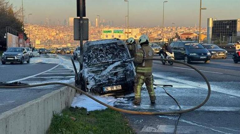 Seyir halindeyken bir anda alev topuna döndü Eyüpsultanda korku dolu anlar