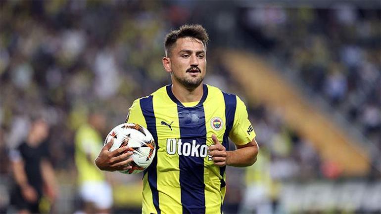 Fenerbahçede yıldız futbolcunun bileti kesildi Berke Özer gerçeği: Sözleşmede özel madde