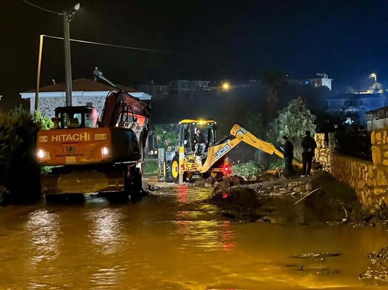 Muğlada sağanak etkili oldu Datçada taşkının bilançosu ortaya çıktı