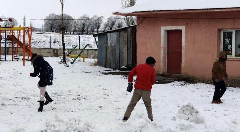 Yurtta kar esareti Termometreler sıfırın altında 20 dereceyi gösterdi