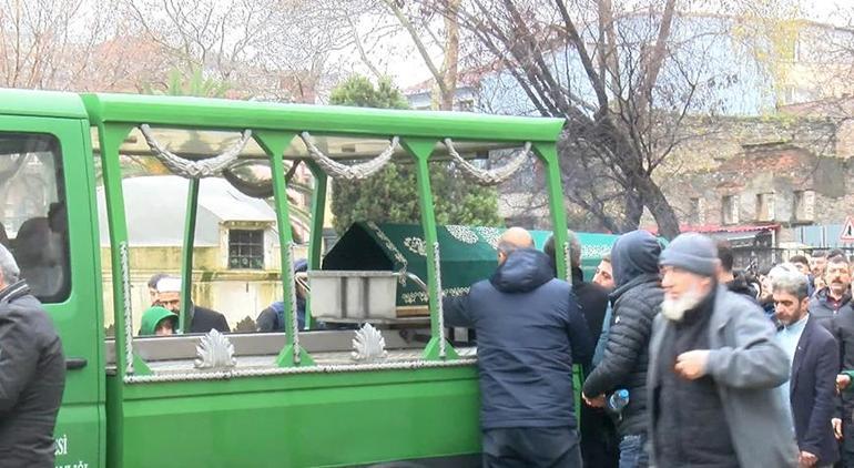 Tezgah kavgasında trans birey, seyyar satıcıyı öldürmüştü Ercan Çali toprağa verildi