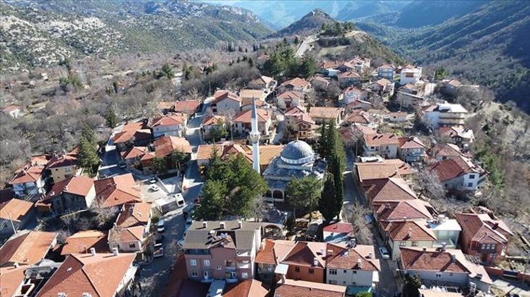 BM en iyi turizm köyü seçmişti Bakan Ersoy, Ormanaya ödülünü takdim etti