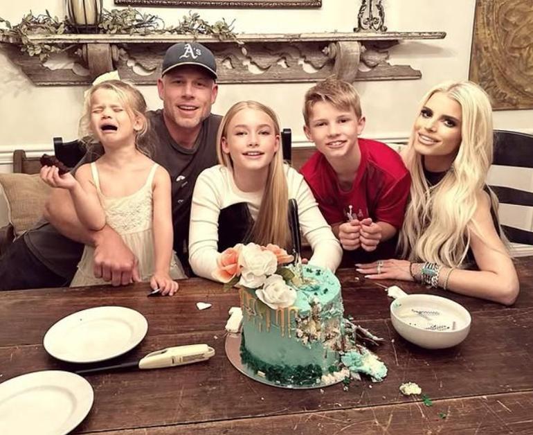 Jessica Simpson ve Eric Johnson aşkında büyük hüsran 10 yıllık evlilik sona erdi