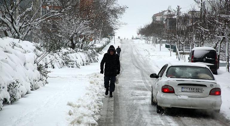 Marmara kara teslim Balkanlardan geldi, İstanbul’a yaklaştı