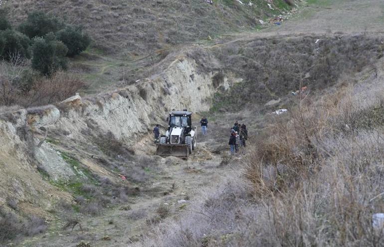 Telefonla ortaya çıktı Gömülen bebek aranıyor... Babası sensin, kurtulman gerek