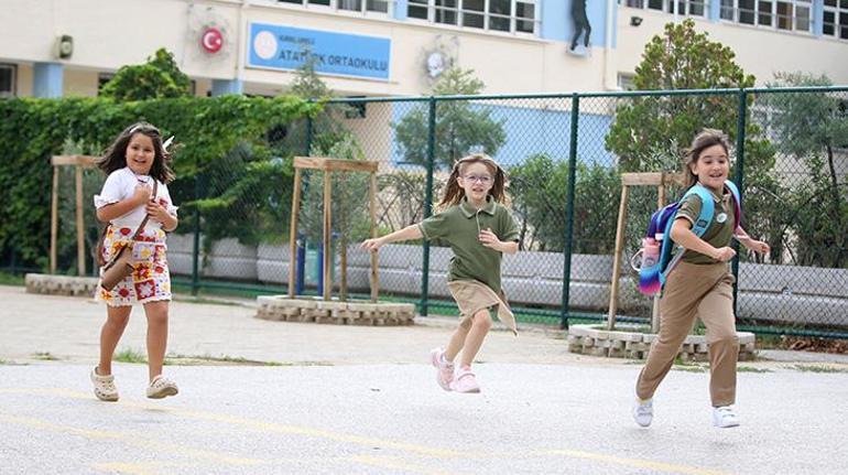 Son dakika... MEB duyurdu İlköğretimde yönetmelik değişti: Kayıt için ispatlayıcı belge, sınıf tekrarı, devamsızlık...