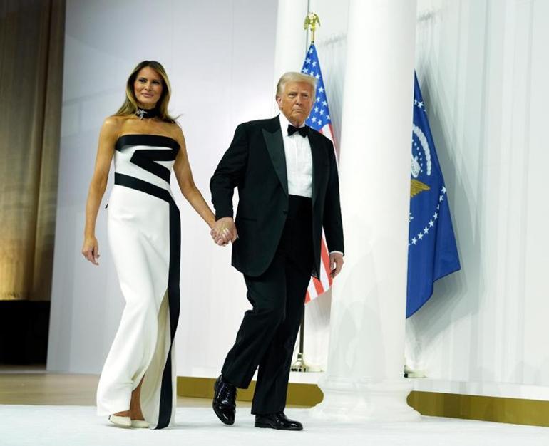 Melania Trumpın yemin törenindeki kıyafetleri ne anlama geliyor Güçlü ama alçakgönüllü