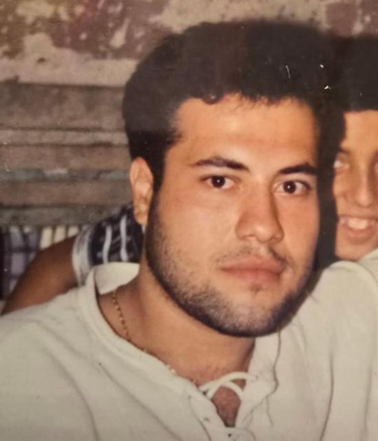 Kobra Murat 30 yıl önceki halini paylaştı görenler şoke oldu Hey gidi yıllar...